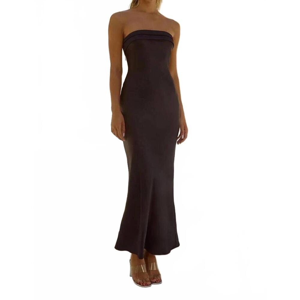 NEW RUNWAY delilah maxi dress in black